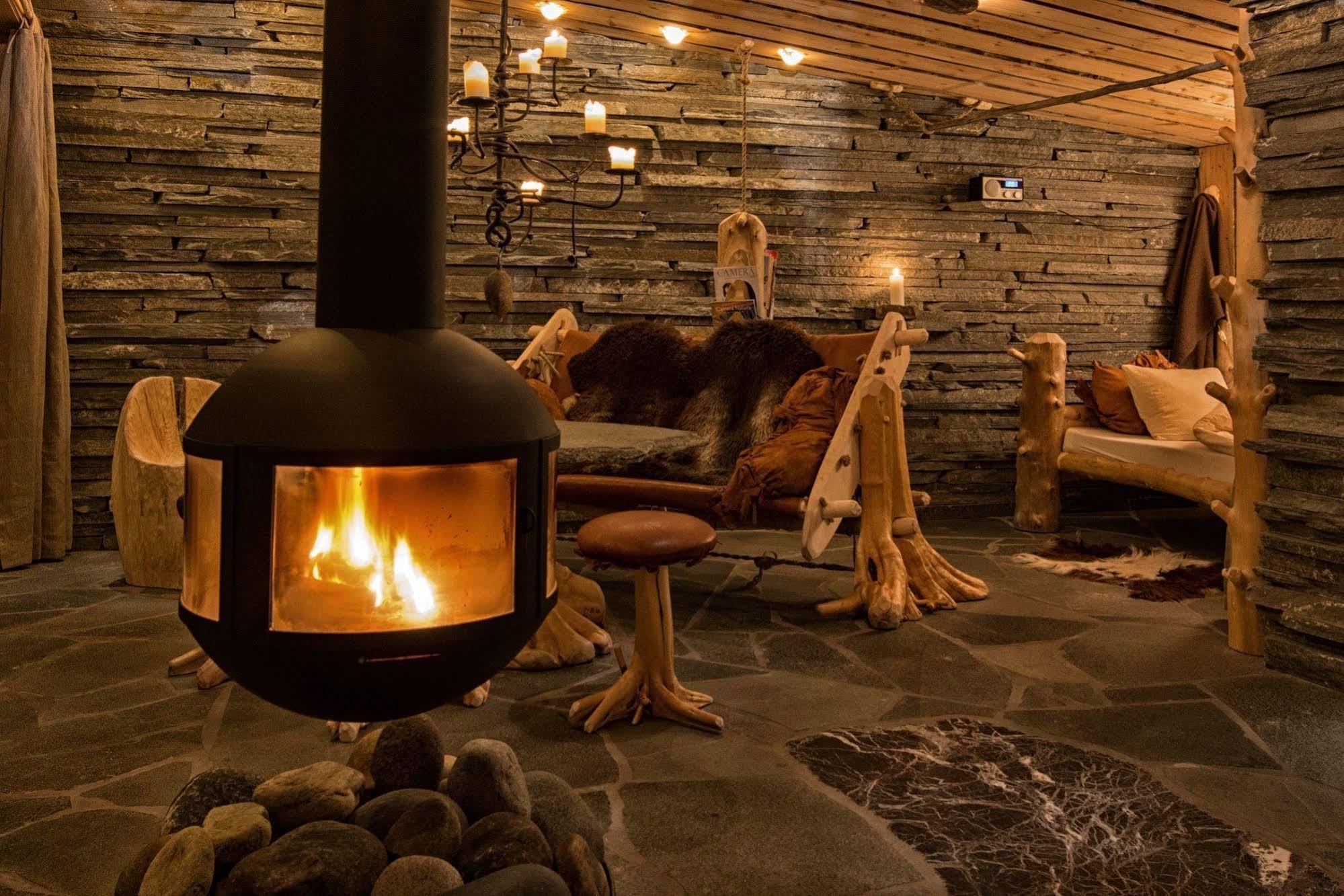 Engholm Husky Design Lodge Karasjok Exterior photo